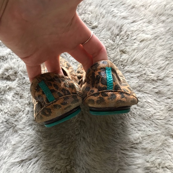 SOLD Leopard Print Tieks Size 8 - Picture 5 of 5